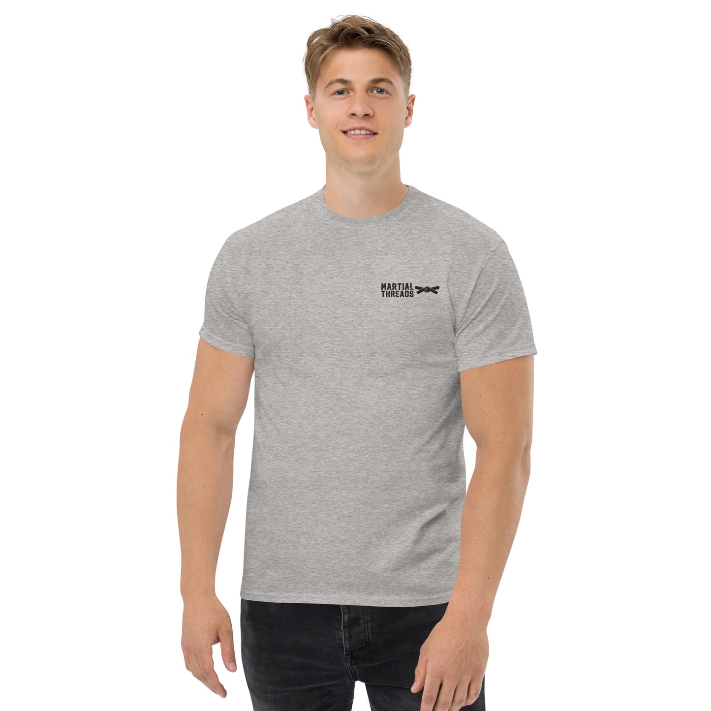 La camiseta de rango (cinturón negro)