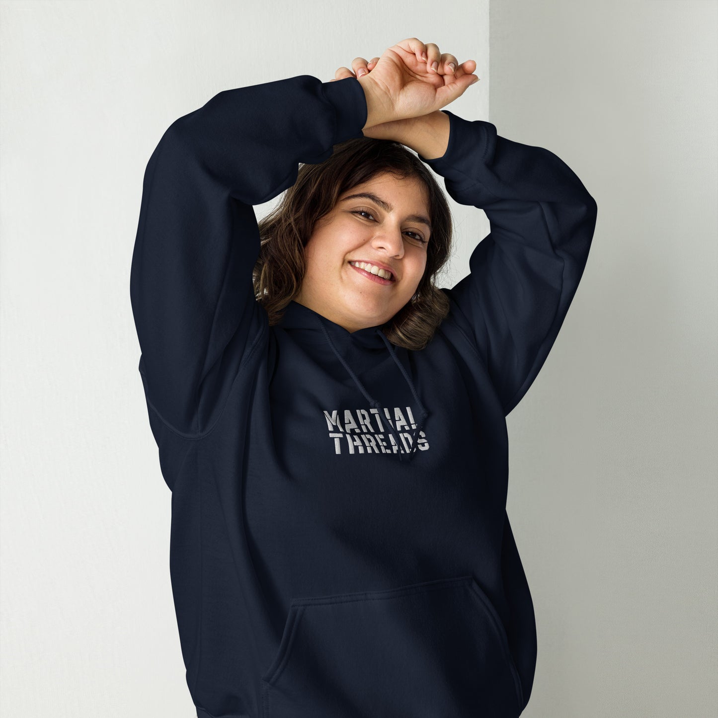 La sudadera con capucha marcial